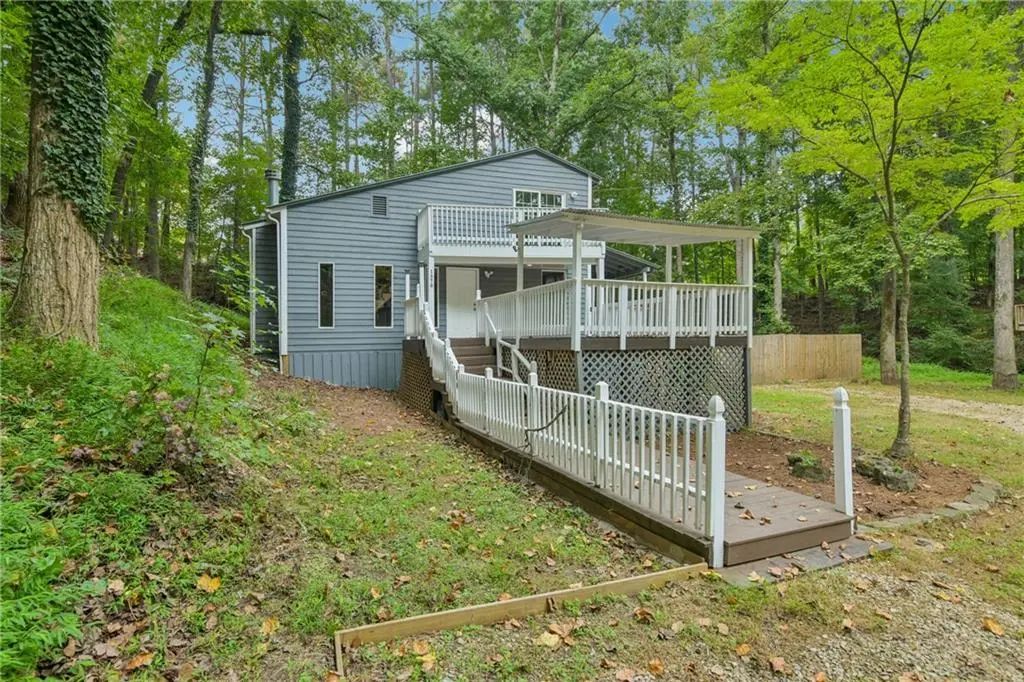 1370 Eaglecreek Trail, Cumming