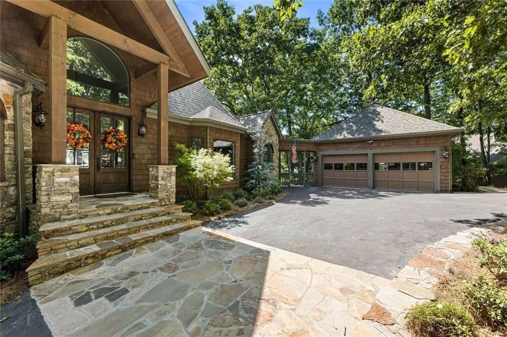 912 Mcelroy Mountain Drive, Big Canoe