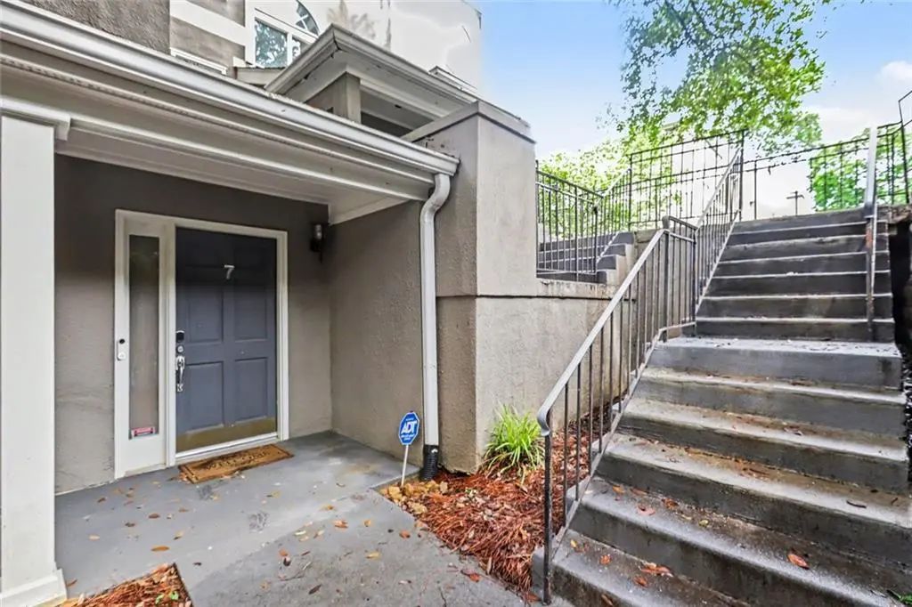 7 Saint Claire Lane Ne, Atlanta