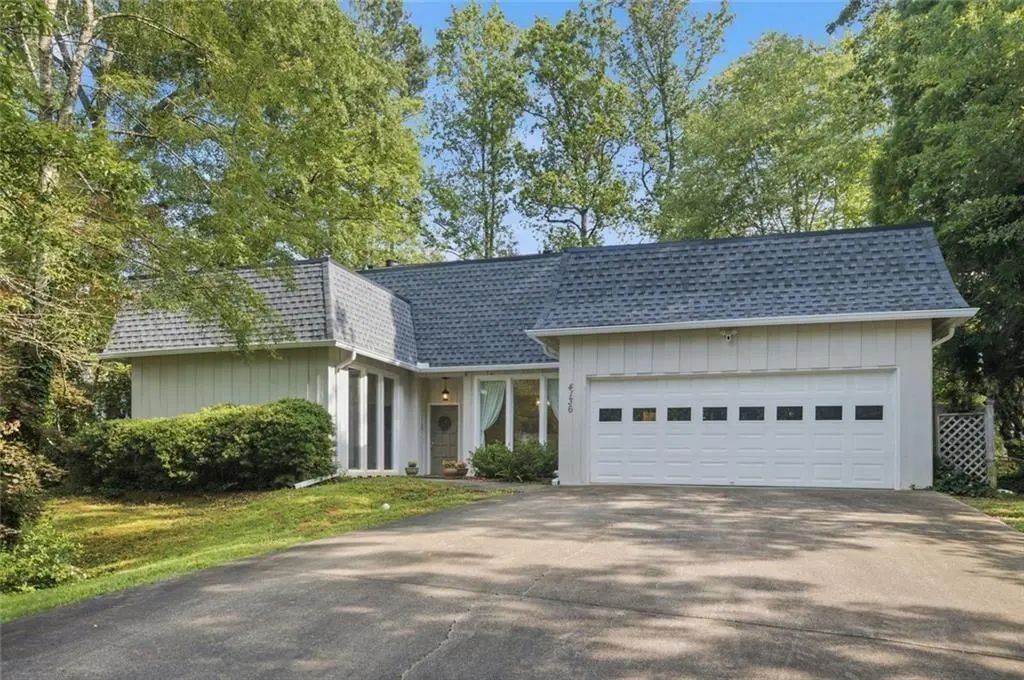 4136 Lakeshore Way, Marietta