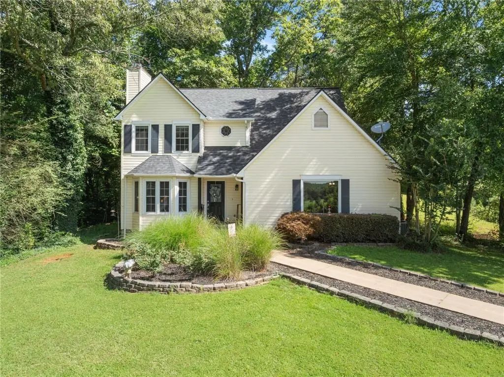 9724 Elliott Family Parkway, Dawsonville