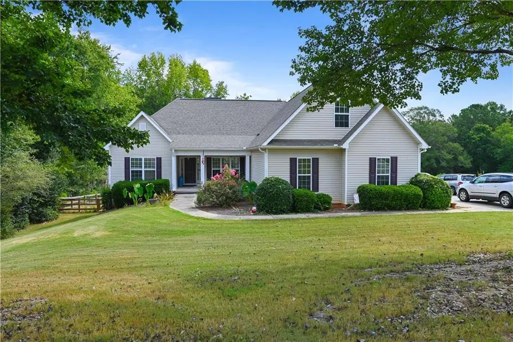 42 Meadows Lane, Senoia