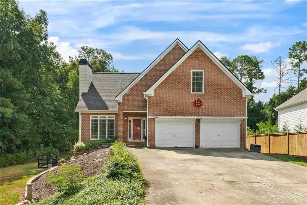 11 Harbor Lane, White
