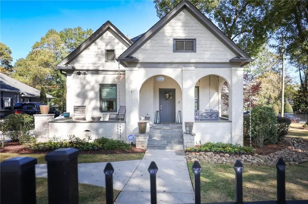 1585 Mercer, College Park