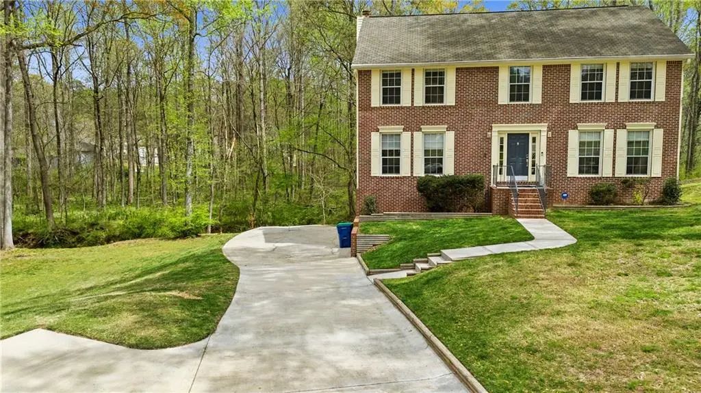 145 Shadybrook Lane Sw, Atlanta