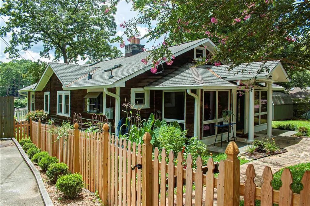 4585 Park Drive, Pine Lake