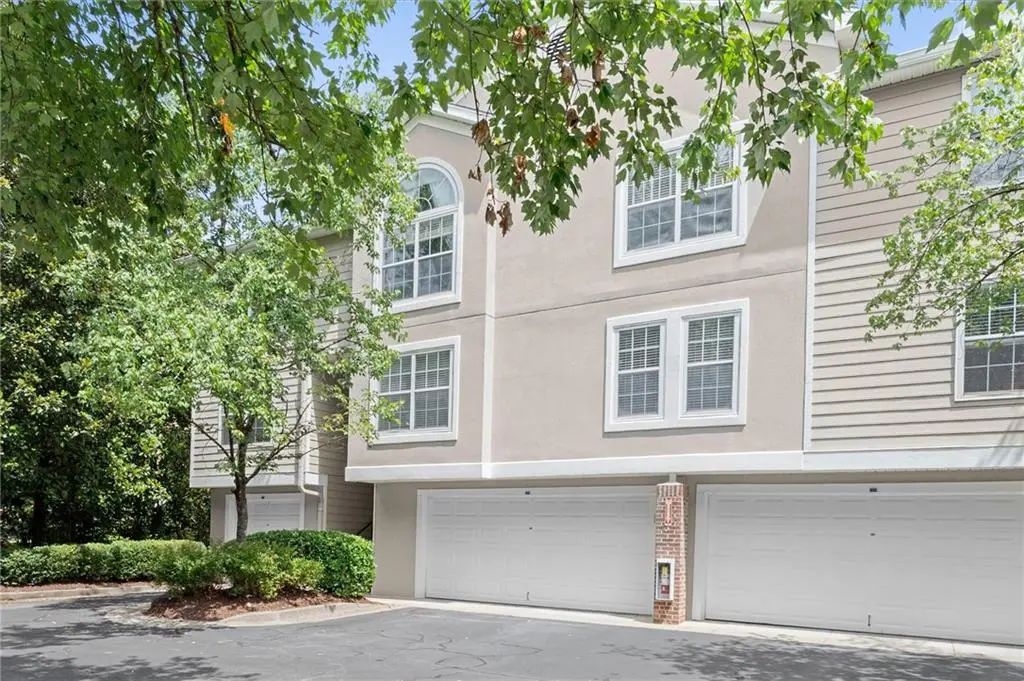 Unit 302 - 4248 River Green Drive Nw, Atlanta