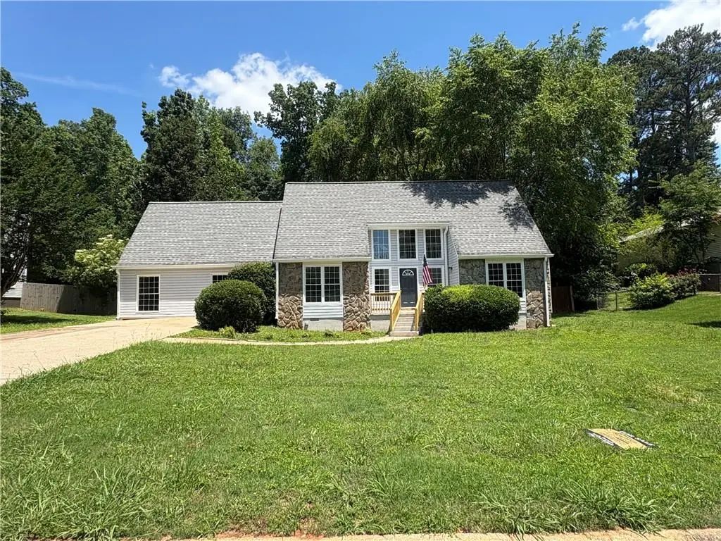 6762 Oakland Drive, Douglasville