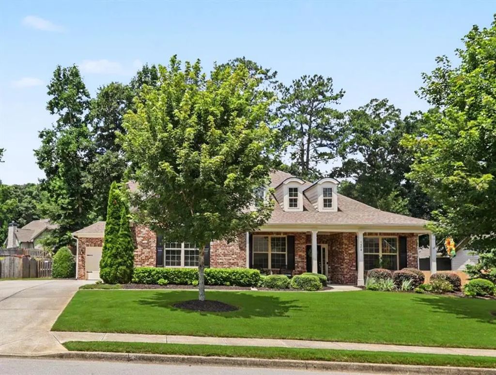 1434 Highland Wood Court, Auburn
