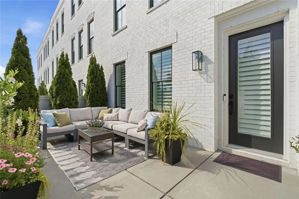6905 Viridian Alley, Alpharetta