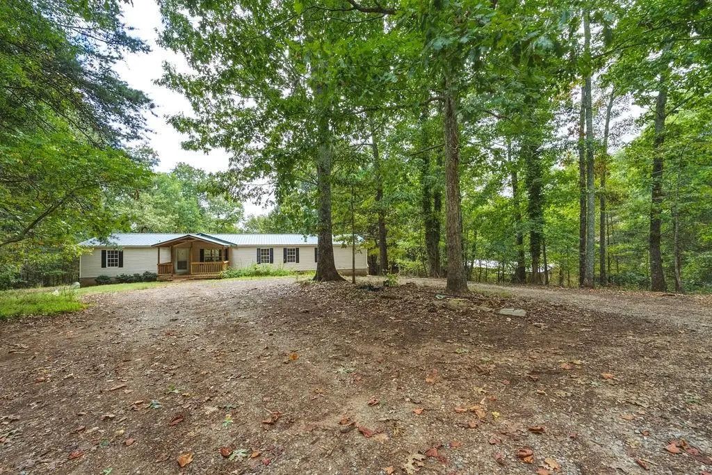 320 Old Mill Lane, Waleska