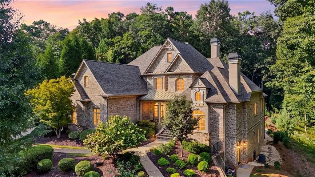 750 Tramore Place, Milton