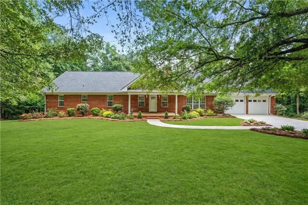 5478 Flakes Mill Road, Ellenwood