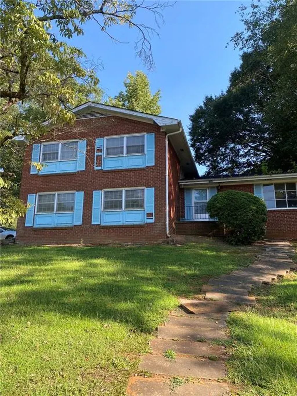 4237 Commodore Drive, Chamblee