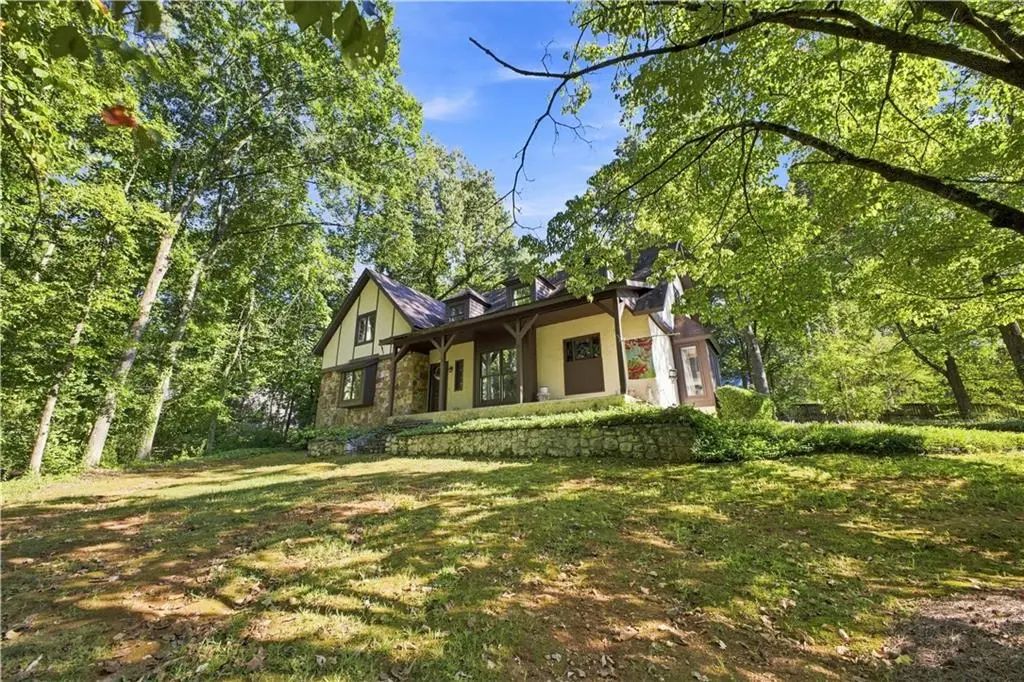 102 Valley Brook Drive, Rome