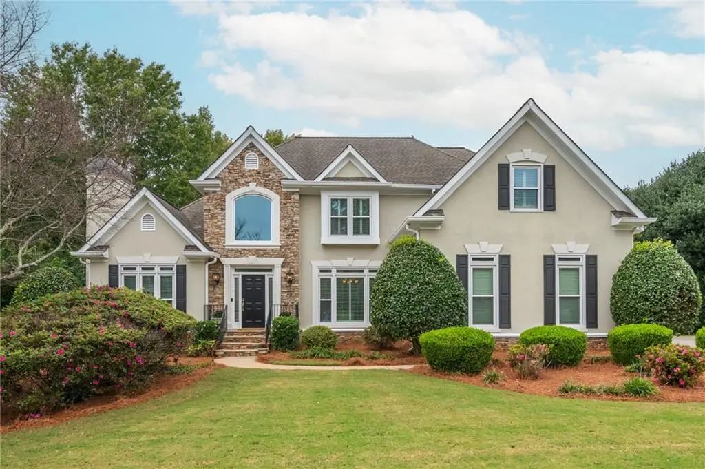 365 Devereux Downs, Roswell