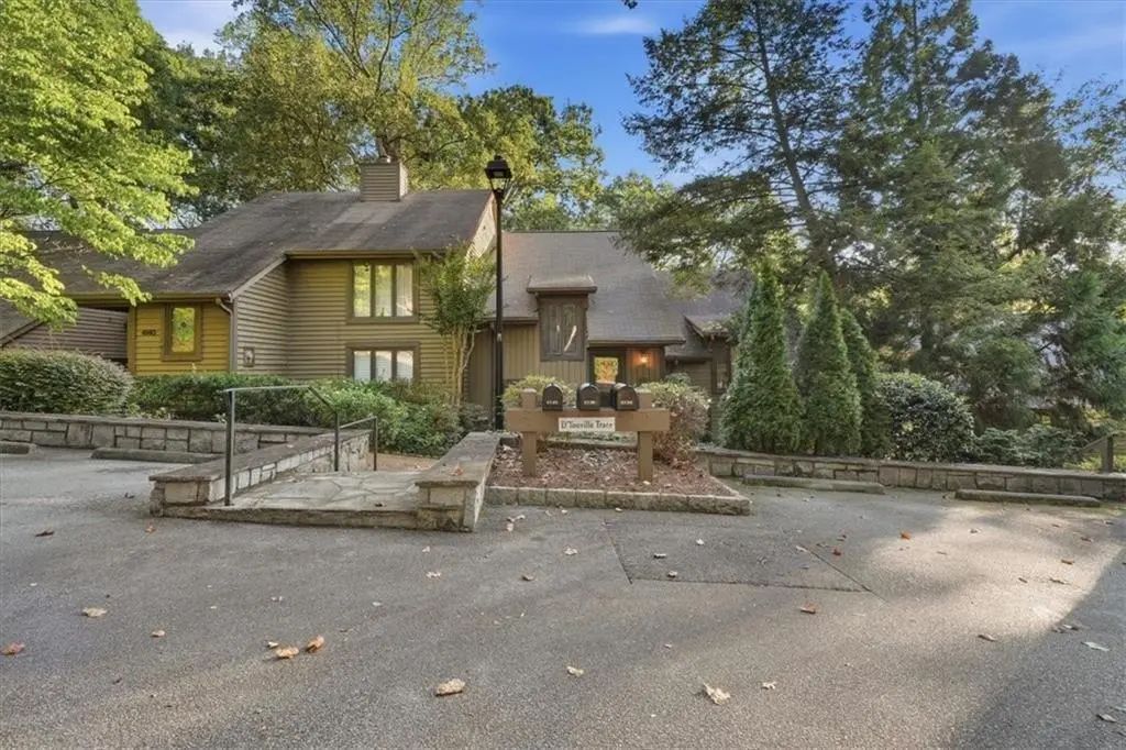 4138 D Youville Trace, Atlanta