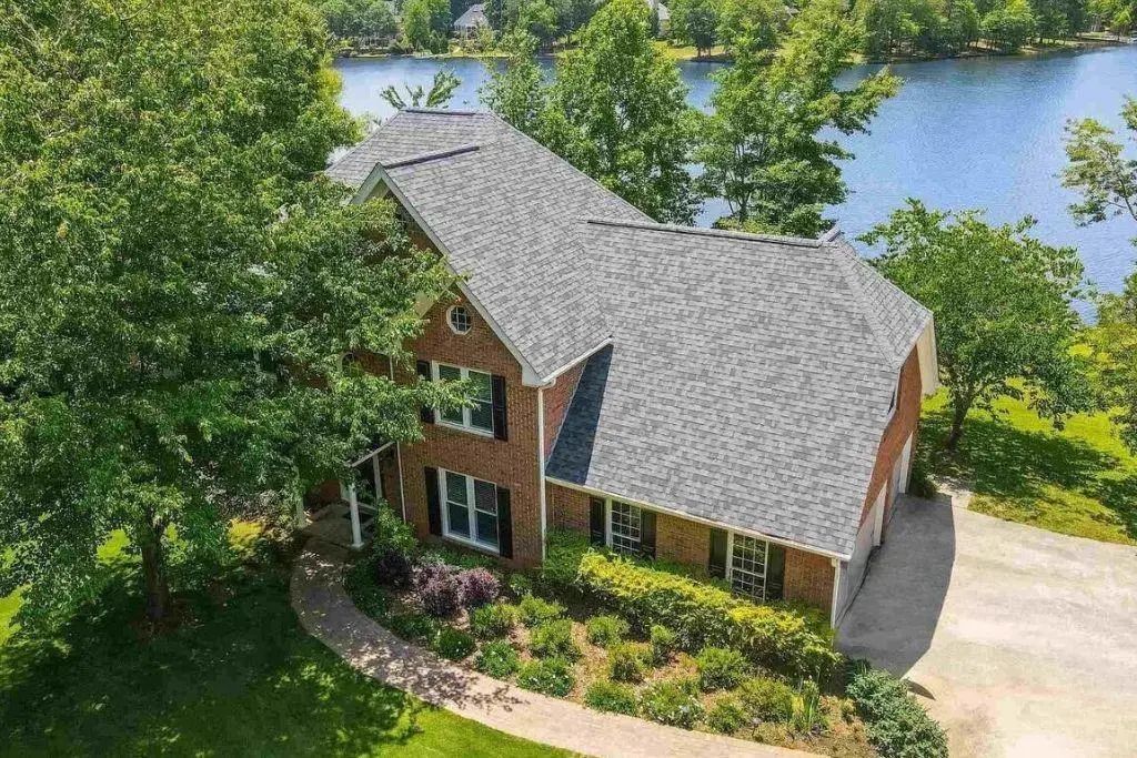 75 Spring Ridge Court, Newnan