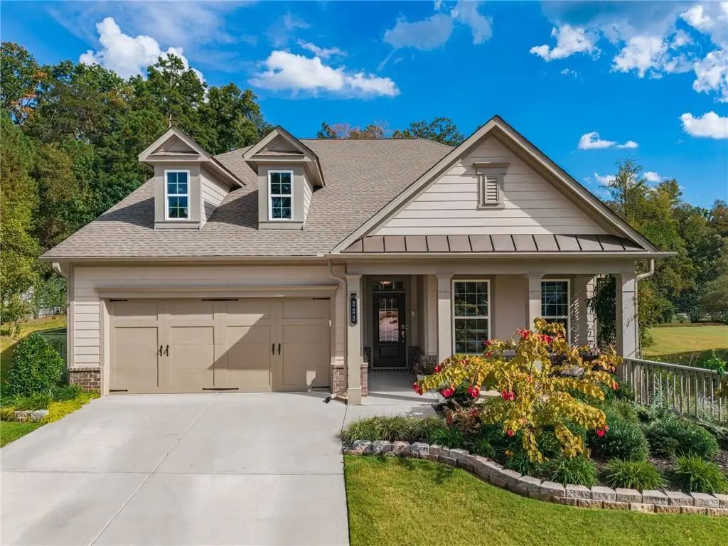 223 Hickory Bluffs Parkway, Canton