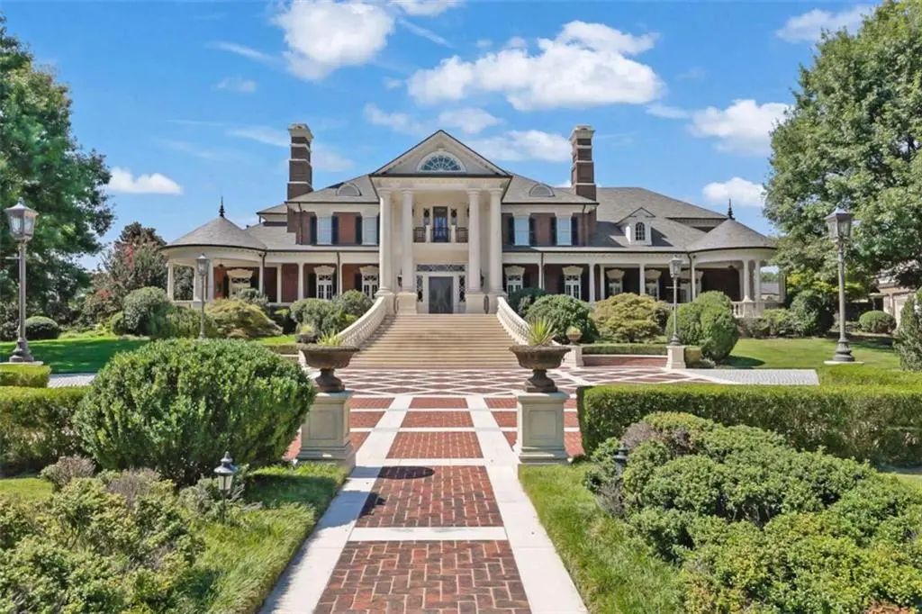 5200 Moore Road, Suwanee