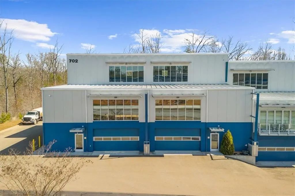 Unit 101 & 201 - 702 Joe Lane Cox Road, Dawsonville