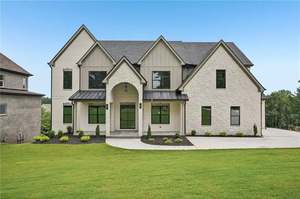 3263 N Bogan Road, Buford