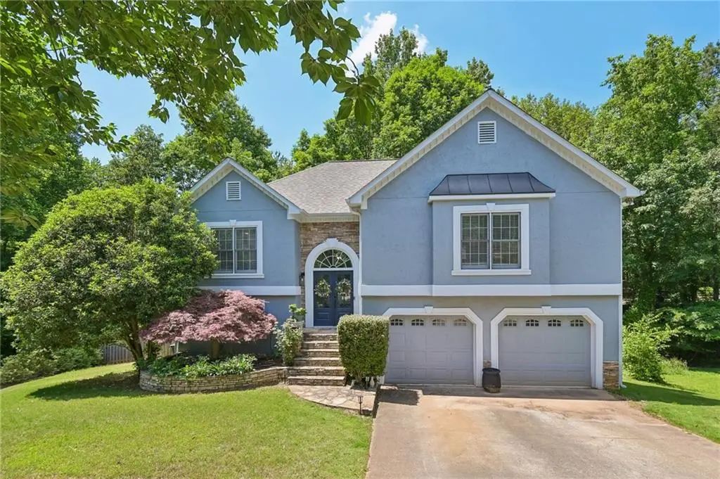 421 Middle Valley Lane, Woodstock