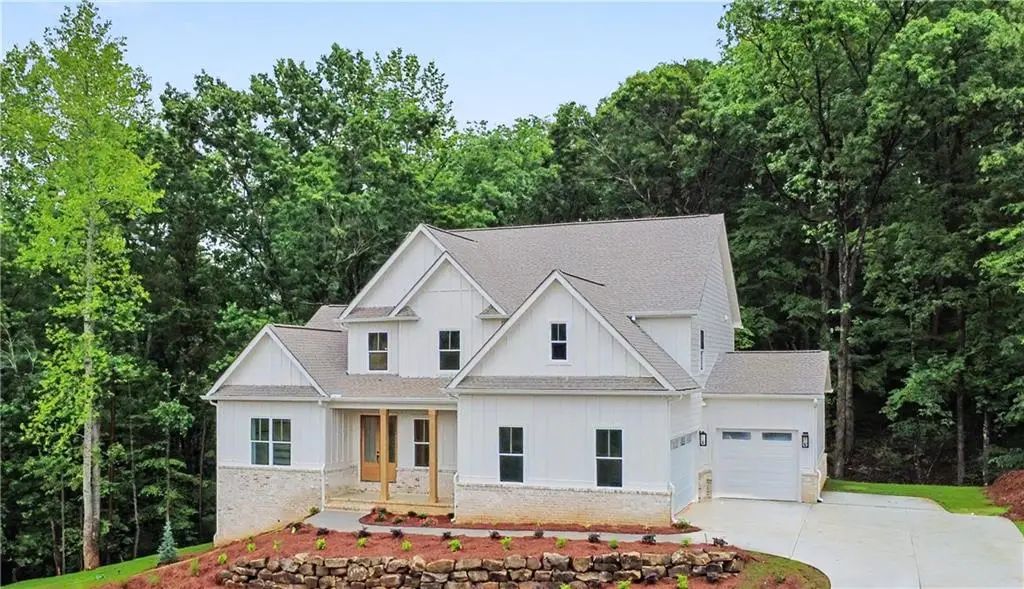 6043 Bluewater Boulevard, Gainesville