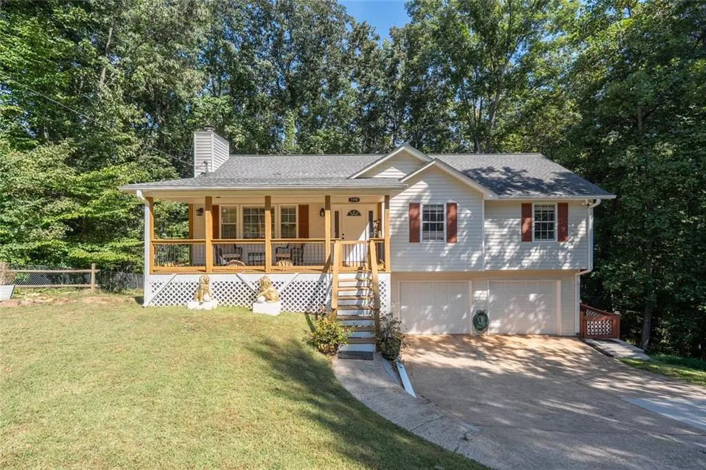 1590 Kimberly Place, Canton