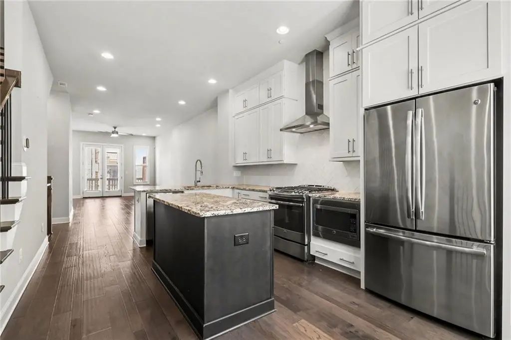 4745 Roswell Road, Sandy Springs