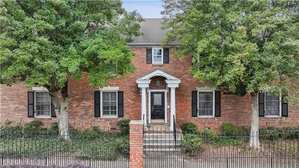 Unit 32c - 6700 Roswell Road, Sandy Springs