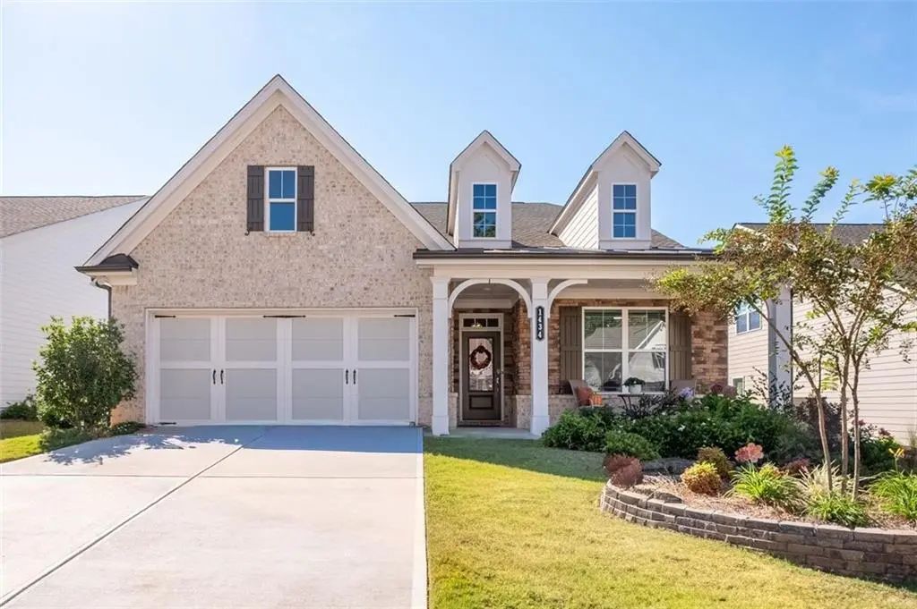 1434 Bluffs Ridge Way, Canton