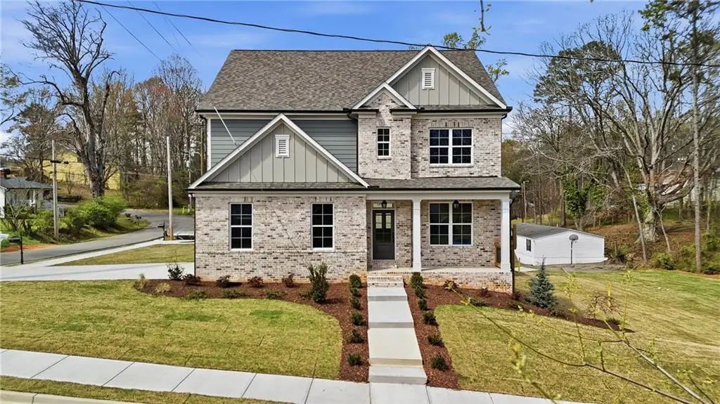 110 Poplar, Buford