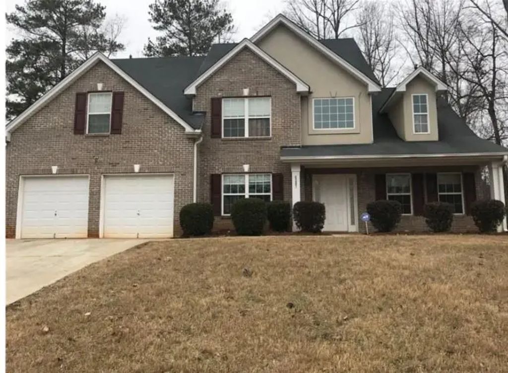 4287 S River Valley, Ellenwood