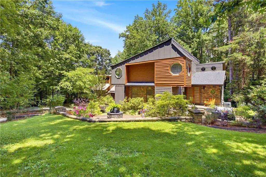 5966 Island View Drive, Buford