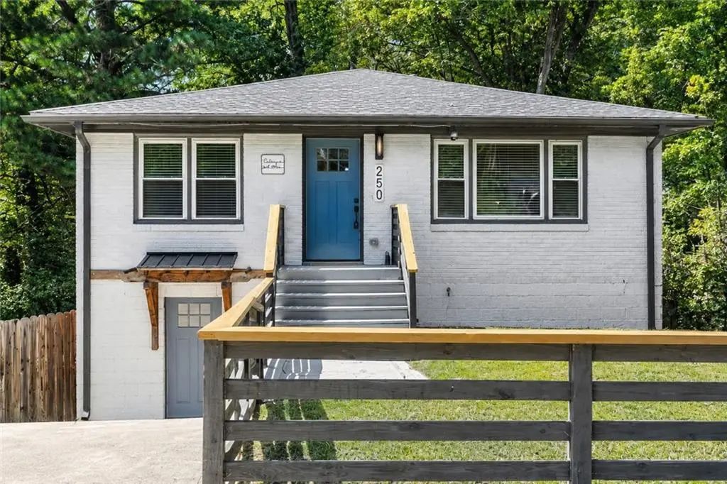 250 Holly Road Nw, Atlanta