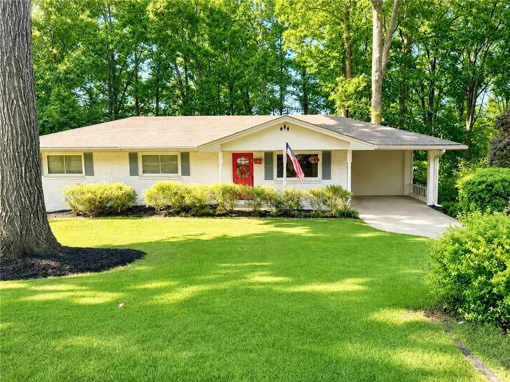 949 Eleanor Way, Smyrna