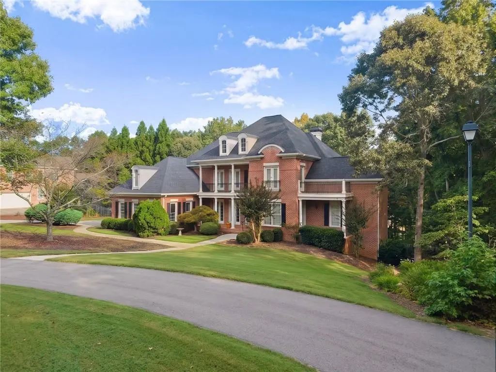 2040 Tee Drive, Braselton