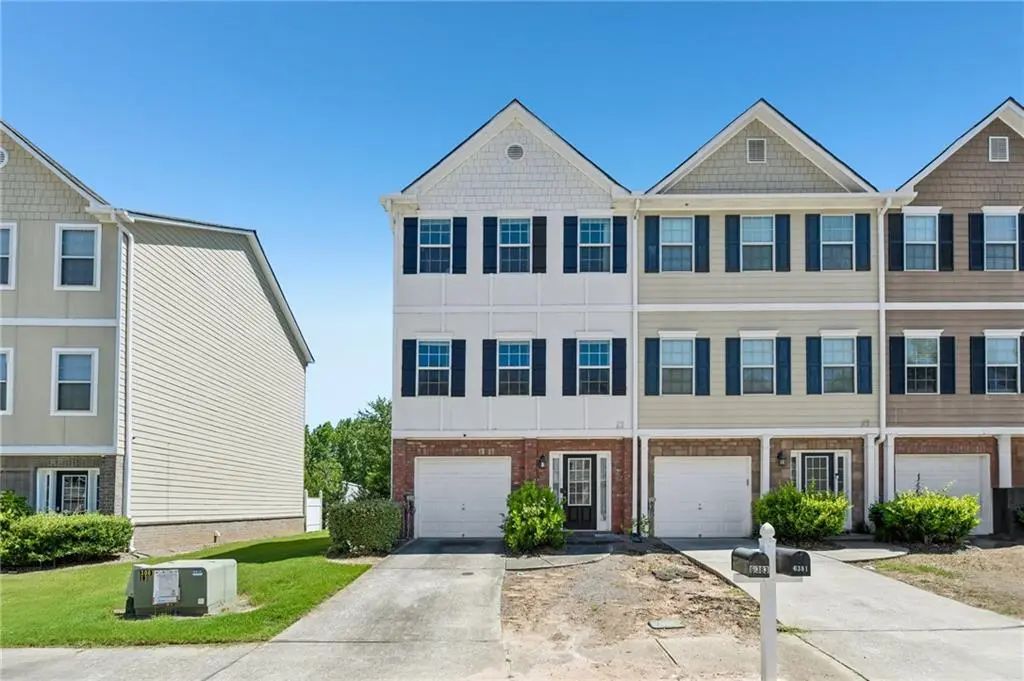 6383 Redan Square, Lithonia