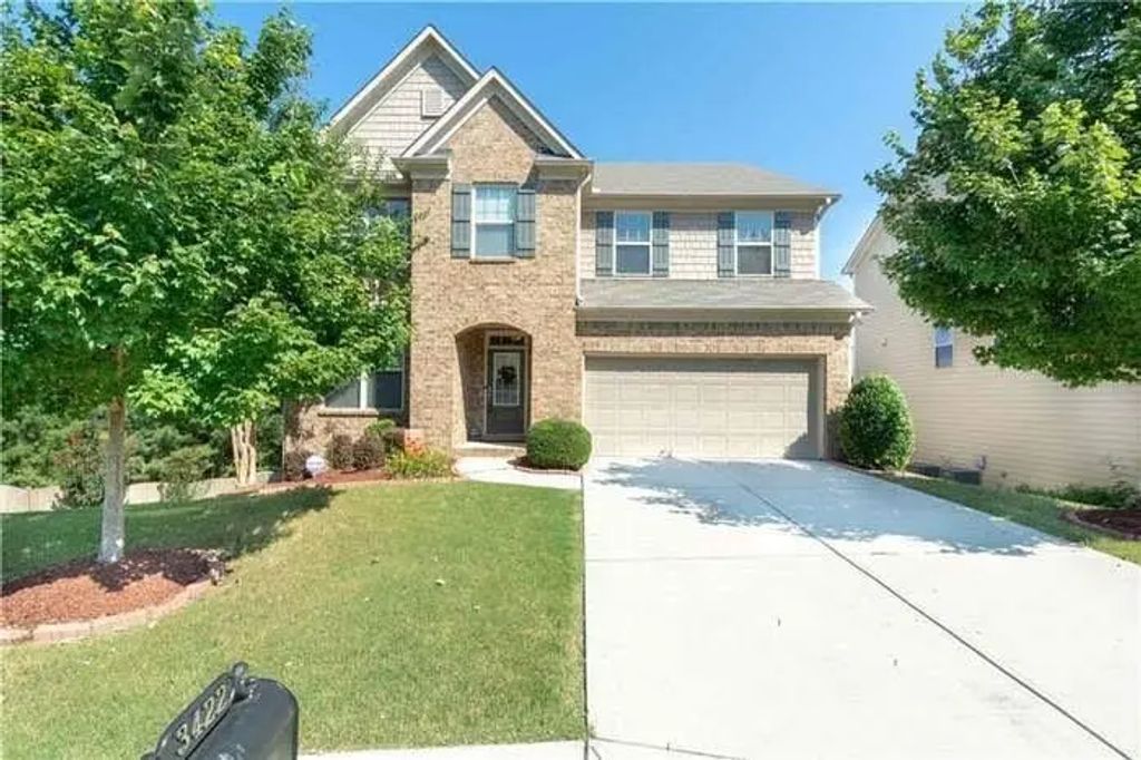 3422 Fallen Oak Drive, Buford