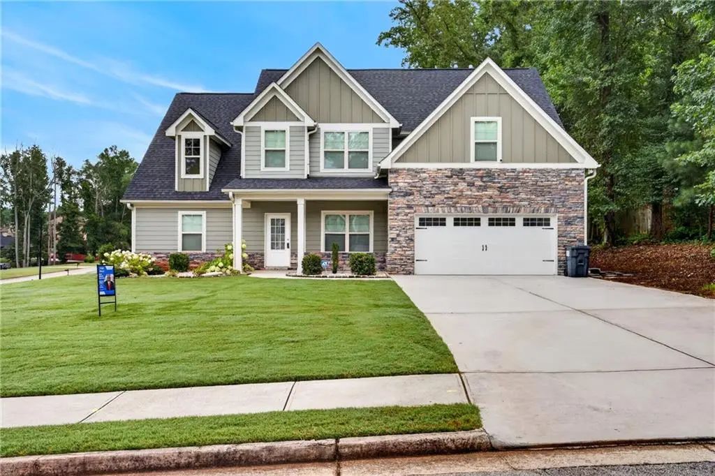 328 Smallwood Lane, Douglasville