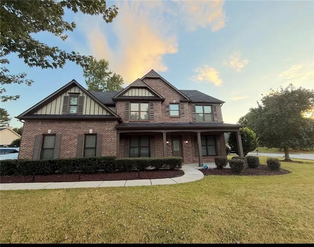 495 Grand Ivey Place, Dacula