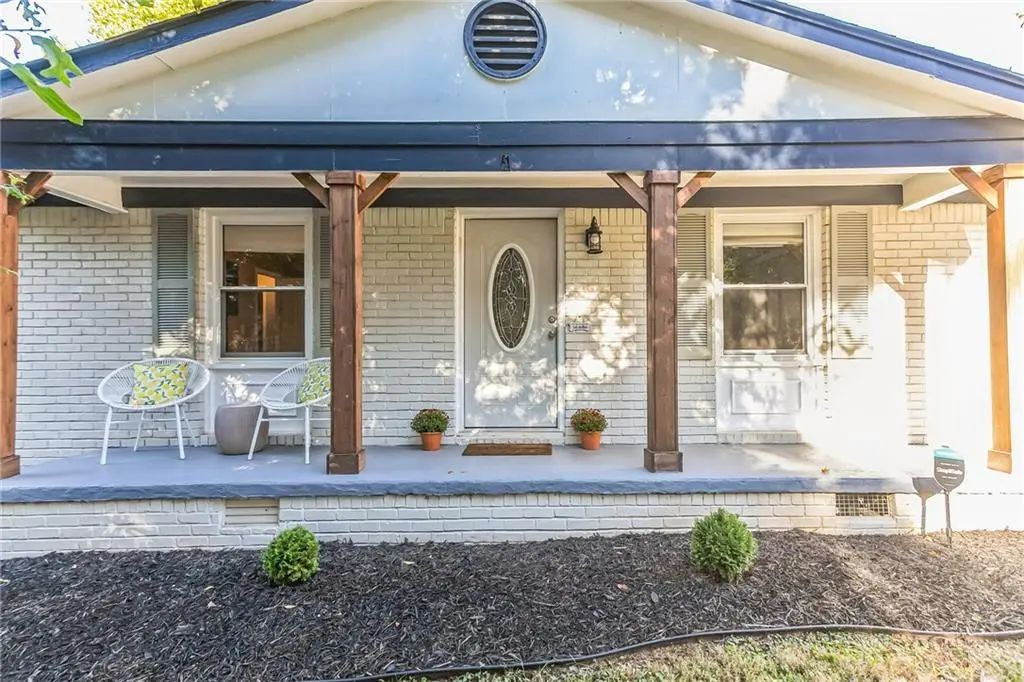 3661 Manhattan Drive, Decatur