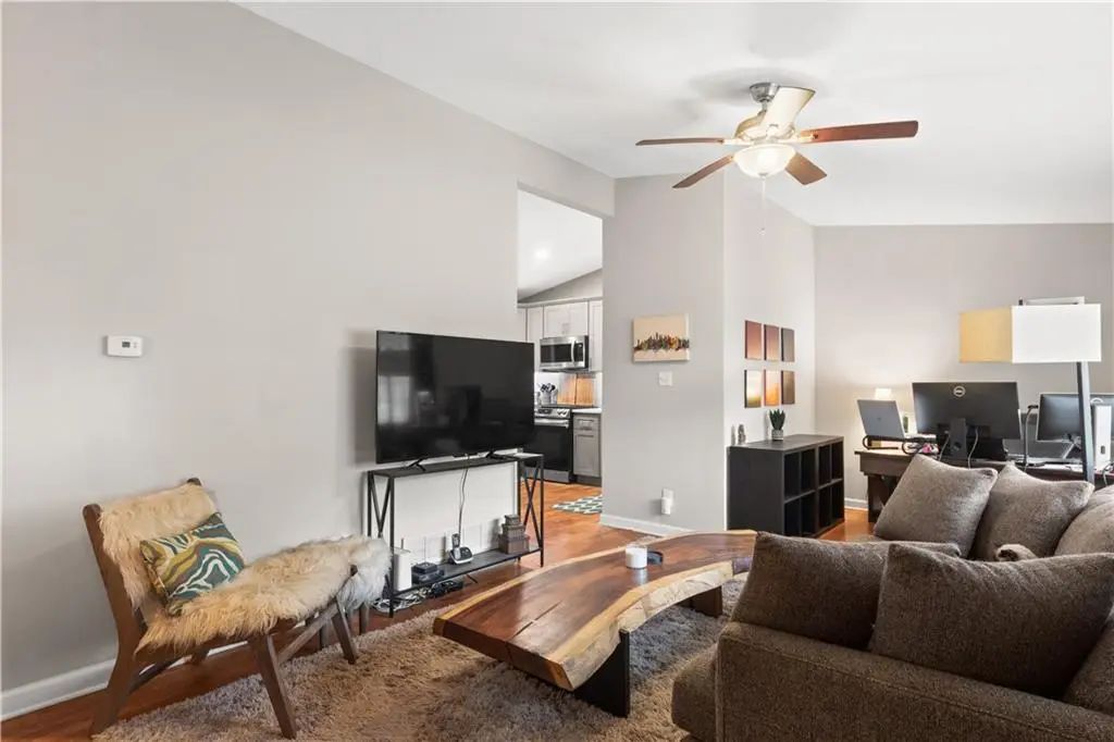 326 Norton Circle Se, Smyrna