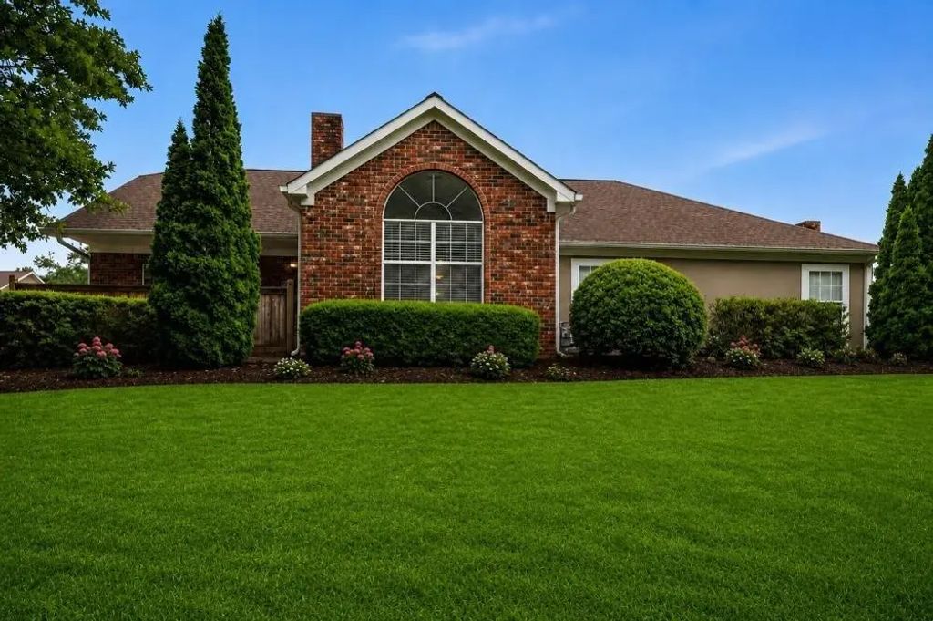 1843 Kolb Farm Circle Sw, Marietta