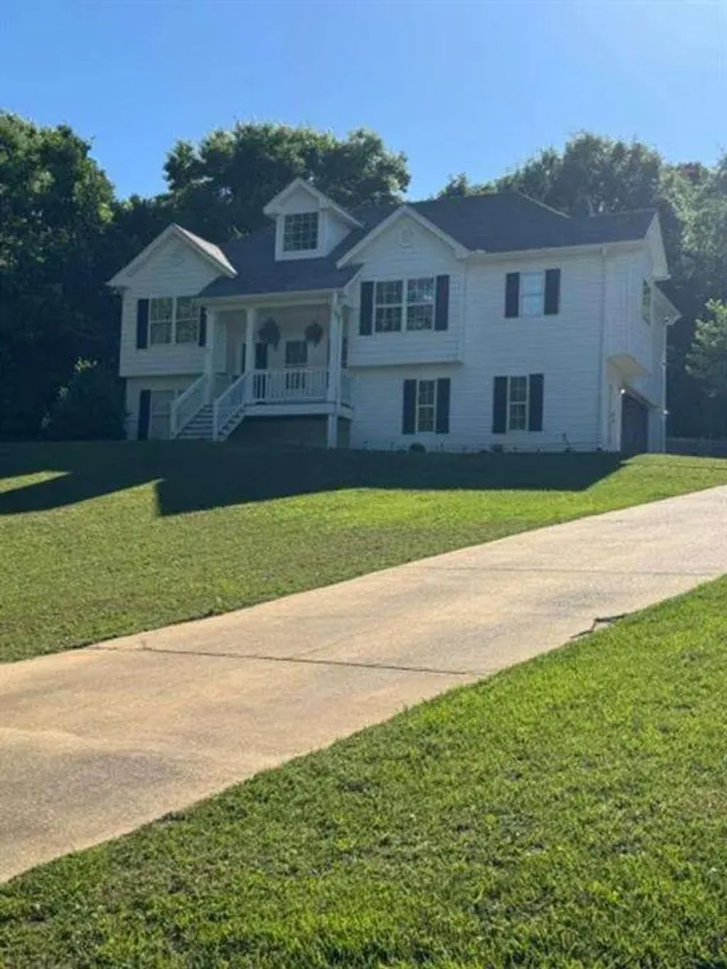 157 Dogwood Glen Drive, Aragon