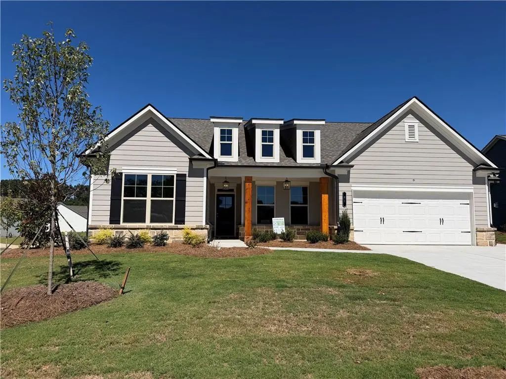 84 Oakdale Road, Jefferson