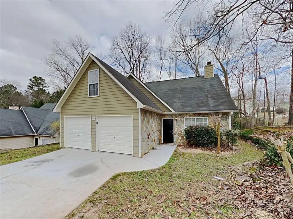 540 Cherokee Overlook Court, Canton