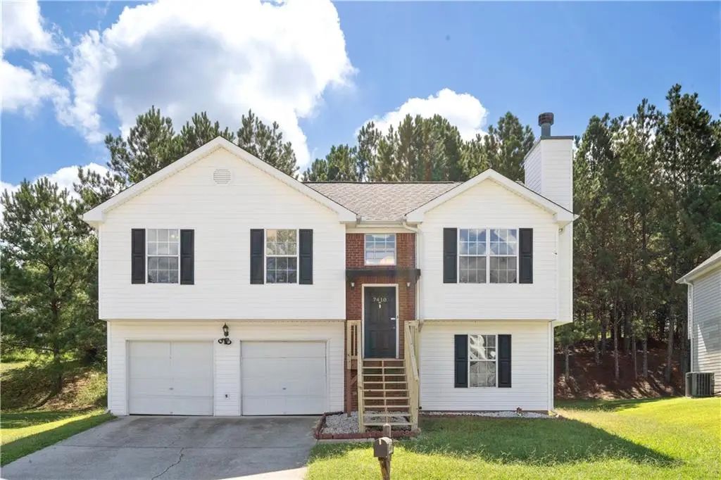 7410 Petunia Drive, Riverdale