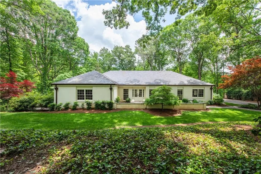 4189 Harrogate Drive Nw, Atlanta
